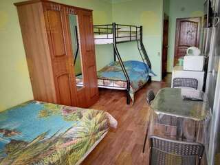 Гостевой дом Guest House Elling Solnechniy Лоо Семейный номер с видом на море-4